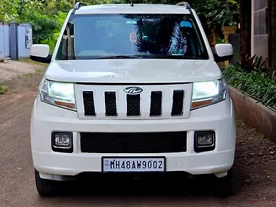 2018 Mahindra TUV300 T8 1
