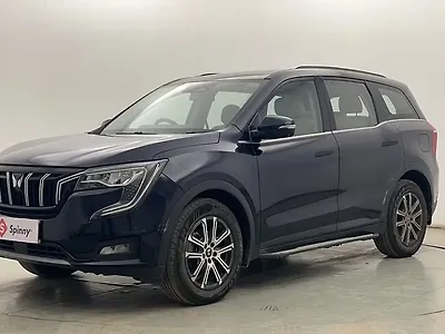 2022 Mahindra XUV700 AX 7 Diesel AT AWD Luxury Pack 7 STR [2021] 1