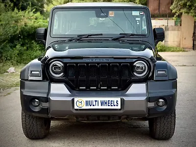 2025 महिंद्रा थार रॉक्स AX7 L 2WD Diesel 2.2L Turbo Automatic 1