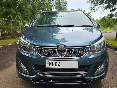 2019 Mahindra Marazzo M8 8 STR 1