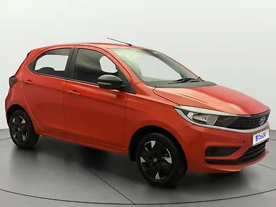 2022 Tata Tiago Revotorq XT [2016-2019] 1