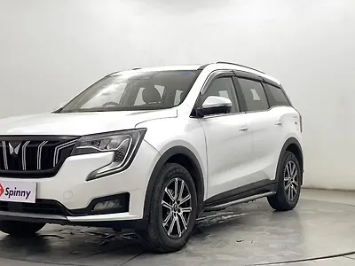 2022 Mahindra XUV700 AX 7 Petrol AT Luxury Pack 7 STR [2021] 1