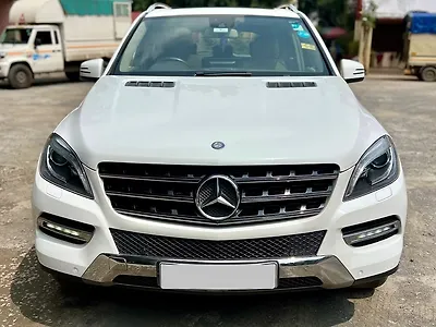 2015 Mercedes-Benz M-Class ML 250 CDI 1 2015 Mercedes-Benz M-Class ML 250 CDI 1