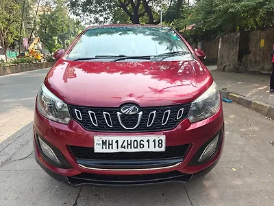 2019 Mahindra Marazzo M8 7 STR 1 2019 Mahindra Marazzo M8 7 STR 1