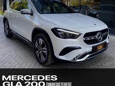 2026 Mercedes-Benz GLA 200 1