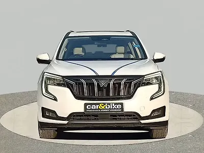 2022 Mahindra XUV700 AX7 Luxury Pack 2WD Petrol 2.0L Turbo Automatic 7 STR 1 2022 Mahindra XUV700 AX7 Luxury Pack 2WD Petrol 2.0L Turbo Automatic 7 STR 1