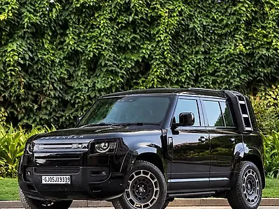 2026 Land Rover Defender 110 X Dynamic HSE Petrol 2.0L Turbo Automatic 5 STR 1