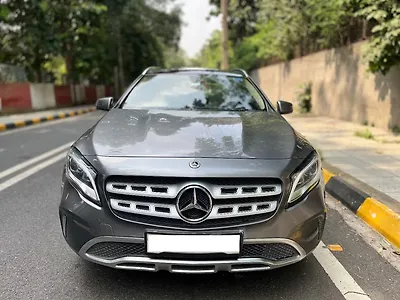 2019 Mercedes-Benz GLA 200 Sport 1