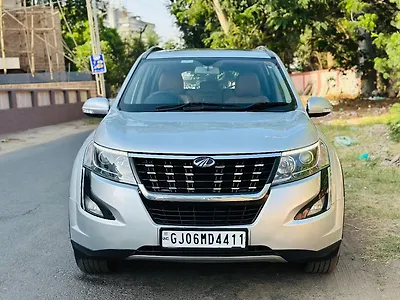 2019 Mahindra XUV500 W11 AT 1