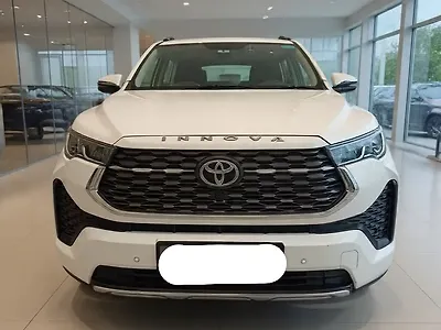 2023 Toyota Innova Hycross VX Hybrid (Electric + Petrol) Automatic (e-CVT) 8 STR 1