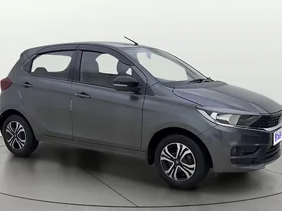 2024 Tata Tiago XT [2023-2025] 1