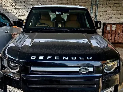 2024 Land Rover Defender 110 HSE 2.0 Petrol 1