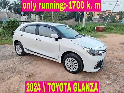 2024 टोयोटा ग्लैंजा G Petrol Manual 1
