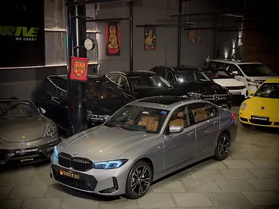 2026 BMW 3-Series 330Li M Sport 1