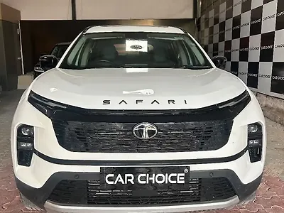 2025 टाटा सफारी Pure Plus S 7 STR 1