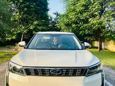 2019 Mahindra XUV300 W8 (O) 1.5 Diesel AMT 1