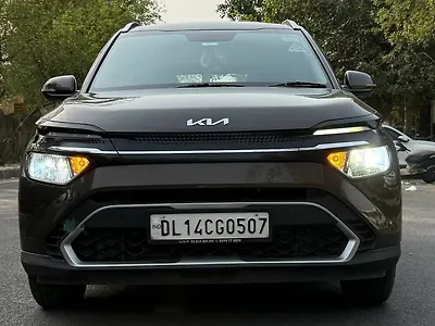 2022 Kia Carens Prestige Plus 1.4 Petrol DCT 7 STR 1 2022 Kia Carens Prestige Plus 1.4 Petrol DCT 7 STR 1