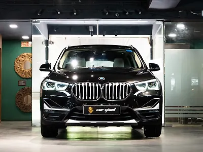 2022 BMW X1 sDrive20i Tech Edition 1