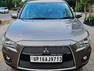2012 मित्सुबिशी आउटलैंडर 2.4 माइवेक 1