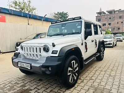 2025 Mahindra Thar Roxx AX7 L 4WD Diesel 2.2L Turbo Manual 1