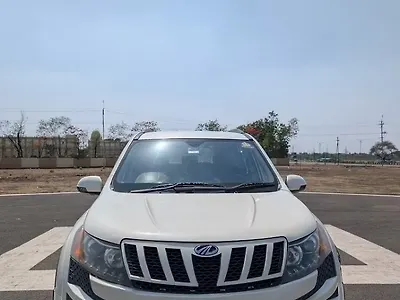 2012 महिंद्रा XUV500 w8 1