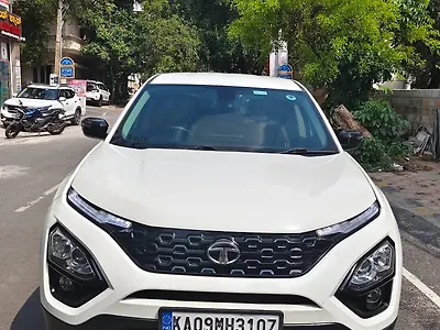 2022 Tata Harrier XT 1