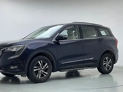 2022 Mahindra XUV700 AX 5 Petrol MT 7 STR [2021] 1