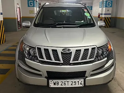 2015 Mahindra XUV500 W8 [2015-2017] 1