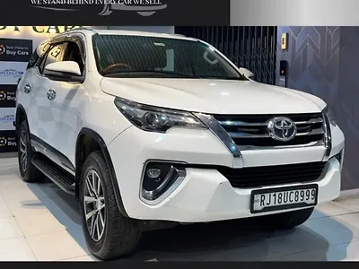 2017 टोयोटा फ़ॉर्च्यूनर 2.8 4x4 एमटी [2016-2020] 1