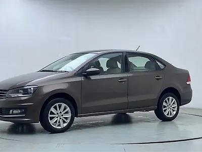 2016 Volkswagen Vento Highline 1.2 (P) AT 1