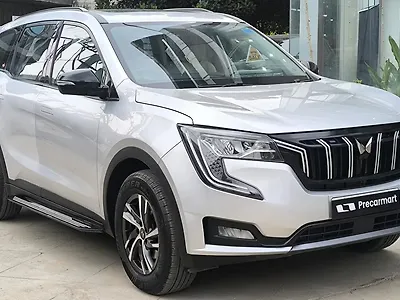 2022 महिंद्रा XUV700 AX 5 पेट्रोल एमटी 7 सीटर [2021] 1