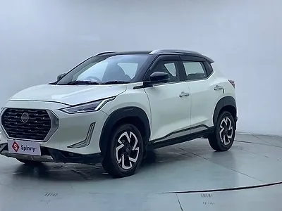 2022 निसान मैग्नाइट xv दोहरे रंग 1