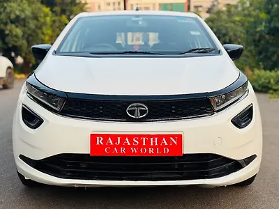 2020 टाटा अल्ट्रोज़ XE पेट्रोल [2020-2023] 1