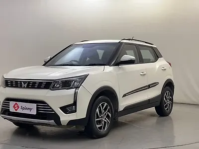 2022 Mahindra XUV300 W8 (O) 1.5 Diesel AMT 1 2022 Mahindra XUV300 W8 (O) 1.5 Diesel AMT 1