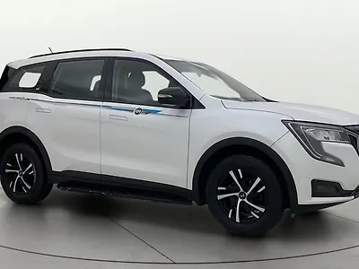 2022 Mahindra XUV700 MX Petrol MT 5 STR [2021] 1