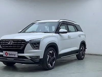 2024 Hyundai Alcazar Signature (O) 7 STR 1.5 Petrol DCT 1