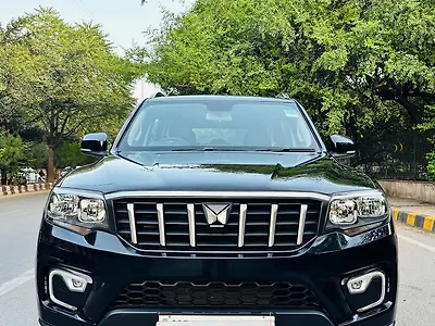 2024 Mahindra Scorpio N Z4 Petrol MT 7 STR [2022] 1