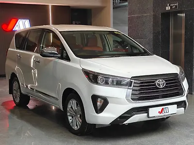 2020 Toyota Innova Crysta ZX 2.4 7 STR 1