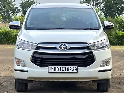 2018 Toyota Innova Crysta 2.4 V Diesel 1 2018 Toyota Innova Crysta 2.4 V Diesel 1