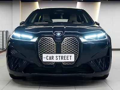 2025 BMW iX xDrive 50 1