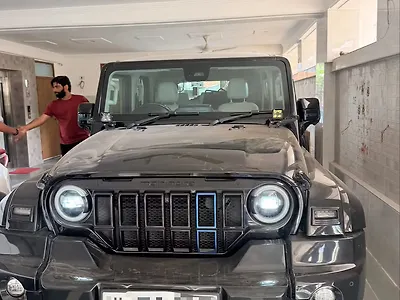 2025 Mahindra Thar Roxx AX7 L 4WD Diesel 2.2L Turbo Automatic 1 2025 Mahindra Thar Roxx AX7 L 4WD Diesel 2.2L Turbo Automatic 1