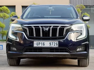 2022 Mahindra XUV700 AX 5 Petrol AT 5 STR [2021] 1
