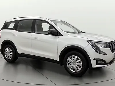 2023 महिंद्रा XUV700 MX पेट्रोल एमटी 5 सीटर [2021] 1