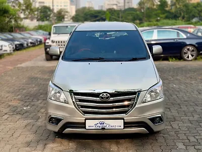2014 Toyota Innova 2.5 G 8 STR BS-III 1 2014 Toyota Innova 2.5 G 8 STR BS-III 1