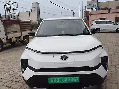 2024 Tata Punch EV Adventure 3.3 1
