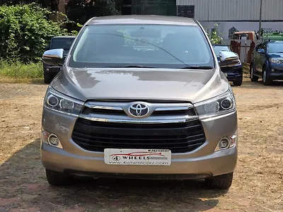 2020 Toyota Innova Crysta 2.8 ZX AT 7 STR 1 2020 Toyota Innova Crysta 2.8 ZX AT 7 STR 1