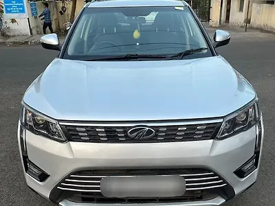 2021 Mahindra XUV300 W8 1.2 Petrol 1 2021 Mahindra XUV300 W8 1.2 Petrol 1