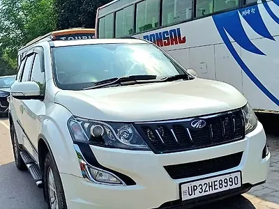 2016 Mahindra XUV500 W10 AWD 1