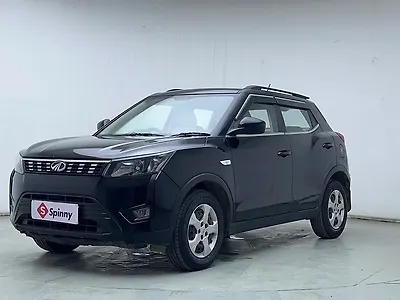 2022 Mahindra XUV300 W6 1.5 Diesel [2020] 1