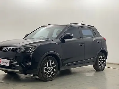 2022 Mahindra XUV300 W8 (O) 1.2 Petrol 1 2022 Mahindra XUV300 W8 (O) 1.2 Petrol 1